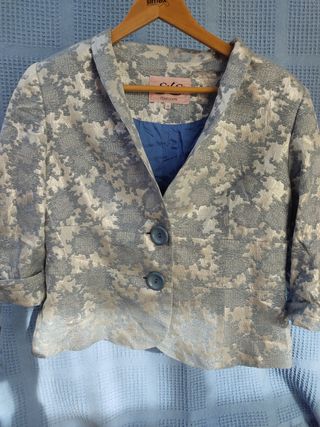 Chaqueta de fiesta de señora.