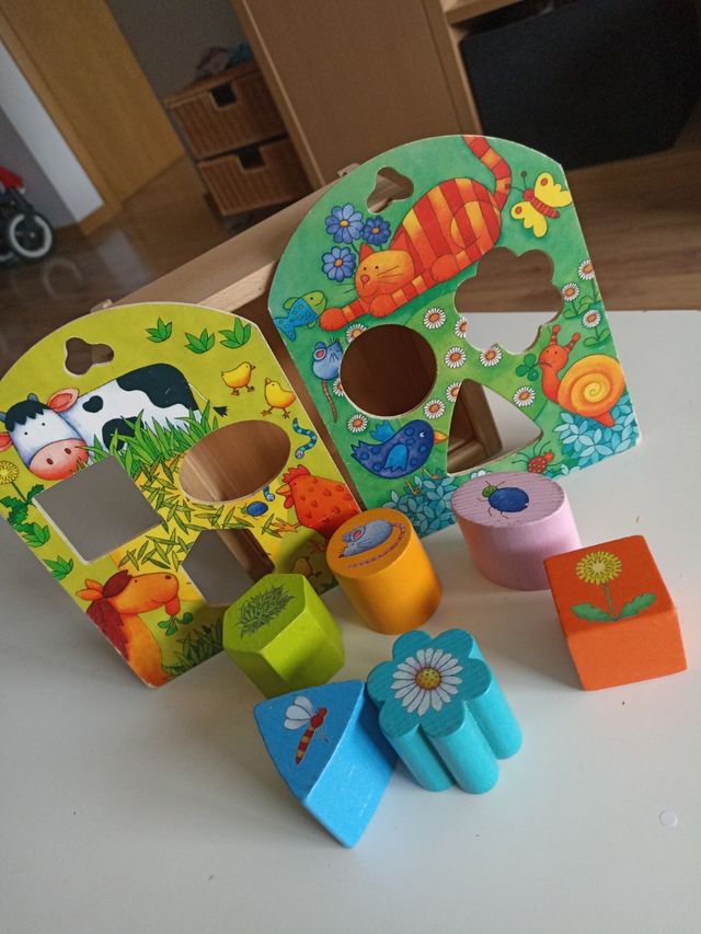 Juego de encajar de madera