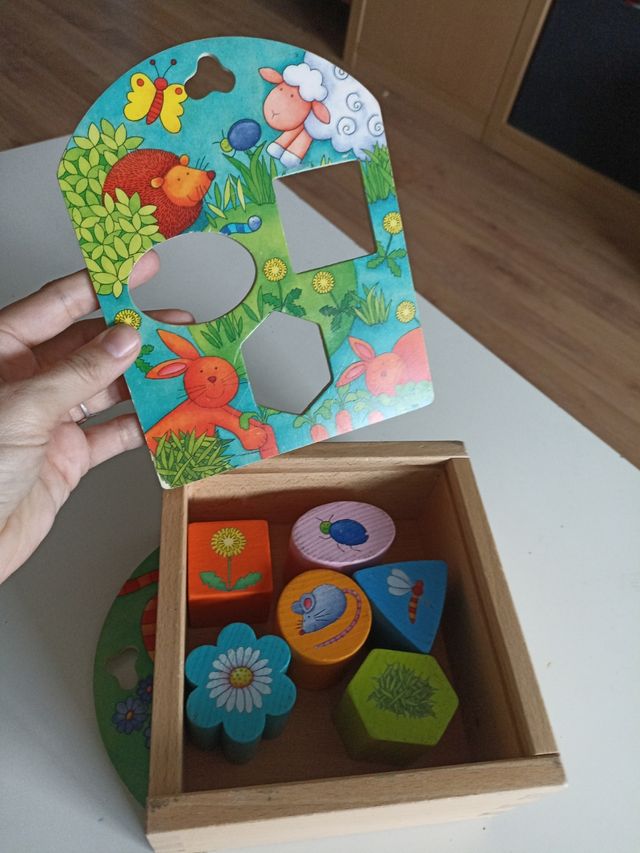 Juego de encajar de madera