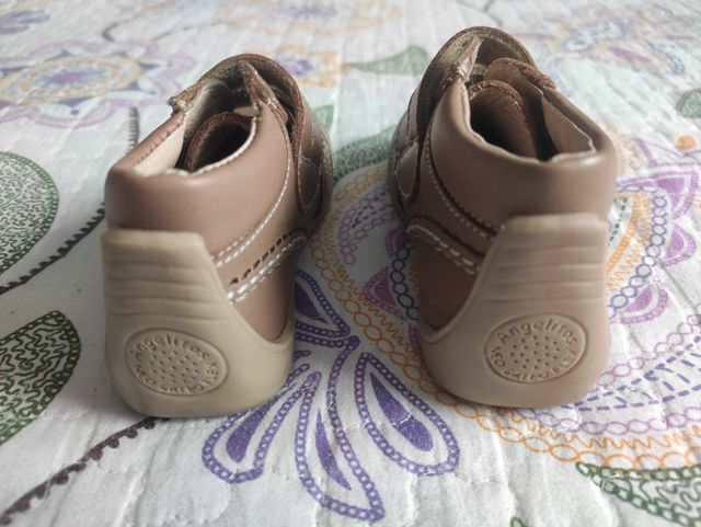 Zapatos botitas piel Angelitos T.20