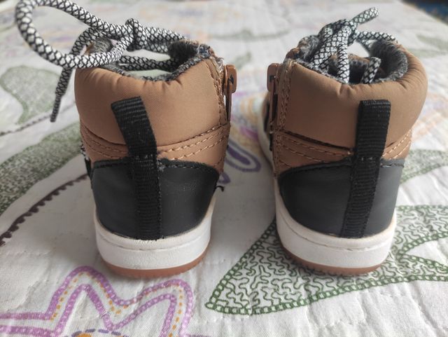 Zapatos botas Zara T.19 como nuevas
