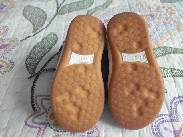 Zapatos botas Zara T.19 como nuevas