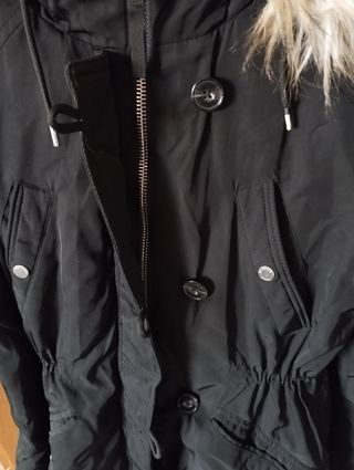parka negra