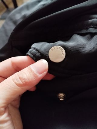 parka negra