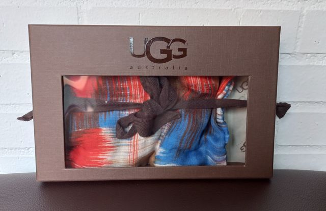 Bufanda ugg