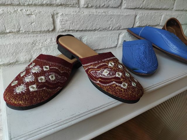 SANDALIAS, BABUCHAS originales INDIA, MARRUECOS