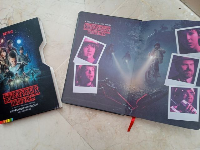 Cuaderno VHS STRANGER THINGS