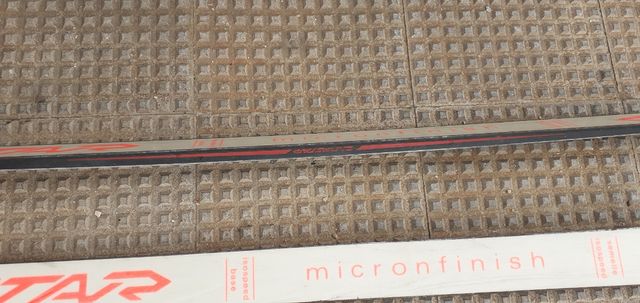 ESQUÍS DYNASTAR COMET