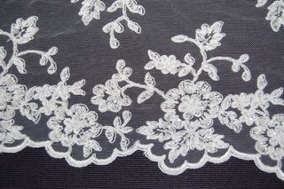 Encaje pedrería novia strass color blanco