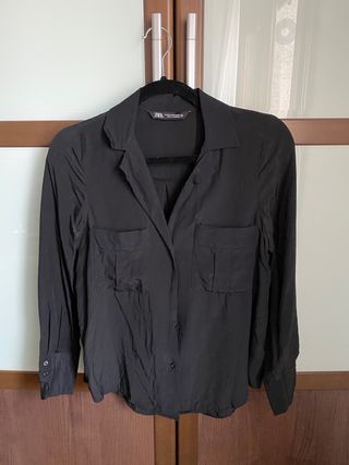 Camisa negra Zara