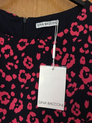 Gina Bacconi vestido nuevo