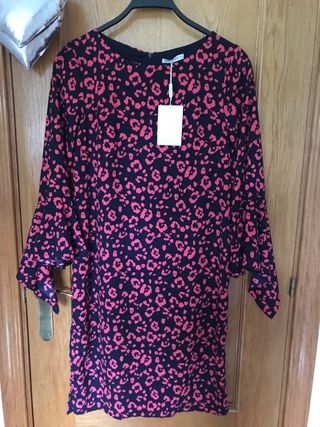 Gina Bacconi vestido nuevo