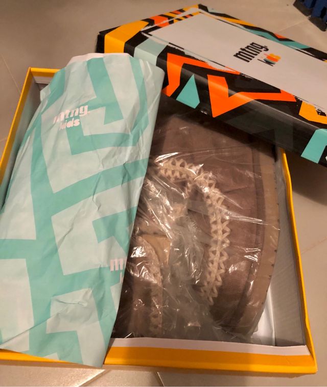 Botas Mustang número 37