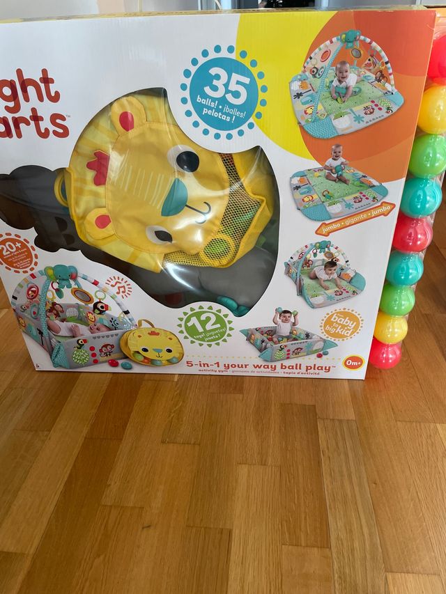 Gimnasio/piscina de volas infantil Brigth starts