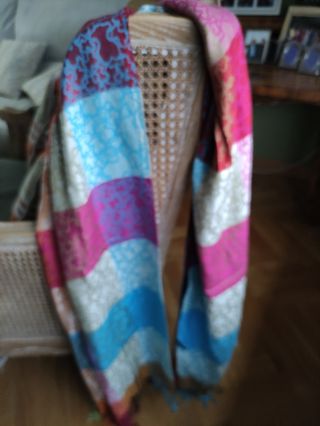 Pañuelo foulard Tous, seda y lana.