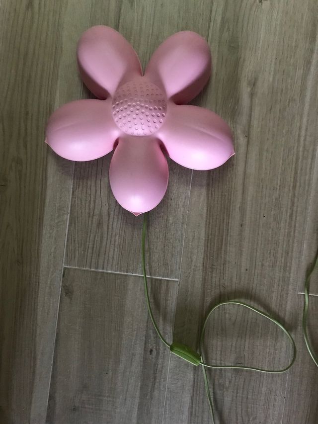 Lampara con forma de flor