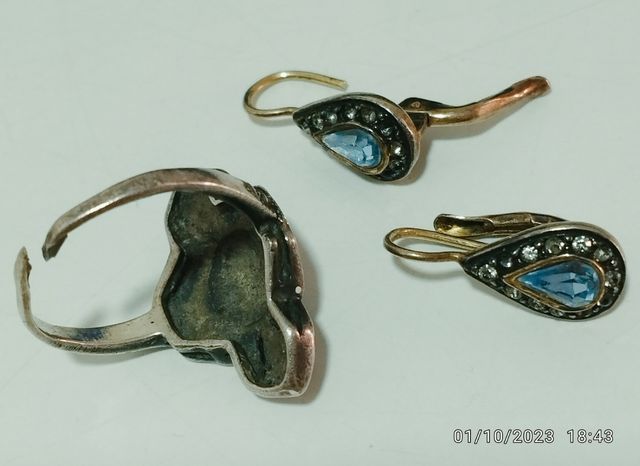 juego de anillo y pendientes