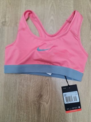 Top Nike