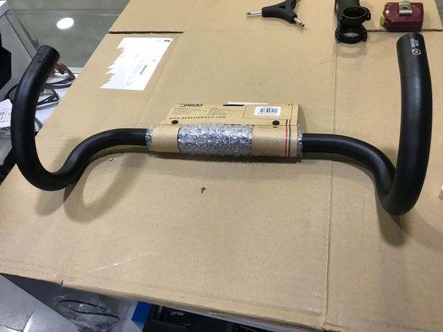 Manillar road Bontrager Comp VR-C 400mm