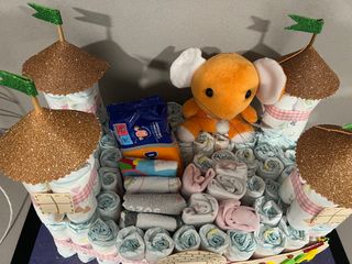 Tarta pañales Castillo Niña
