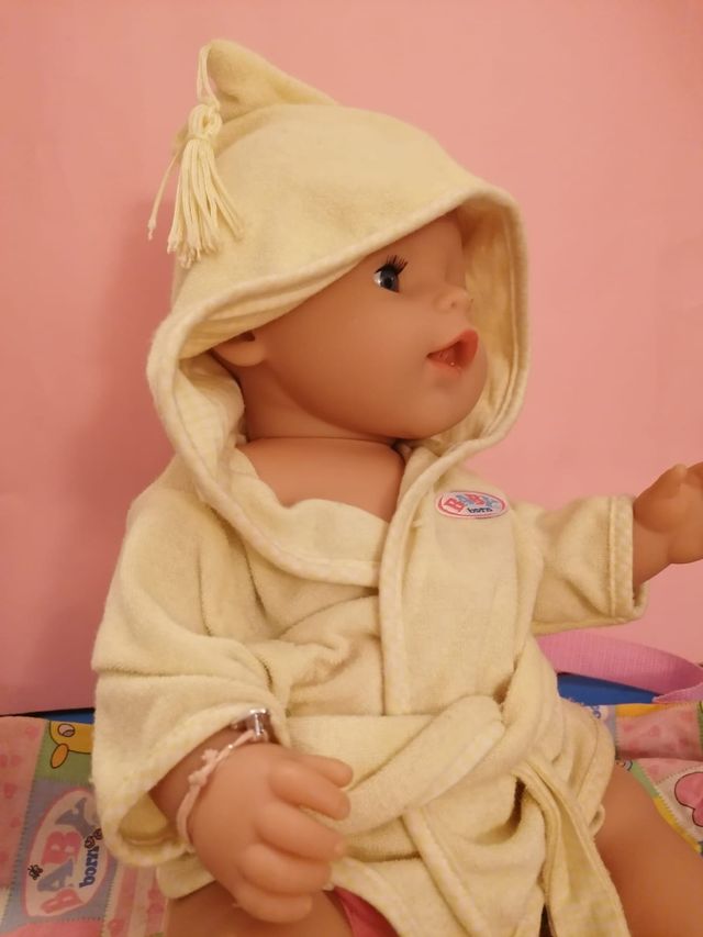 MUÑECO BABY BORN NIÑA