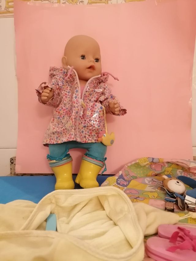 MUÑECO BABY BORN NIÑA