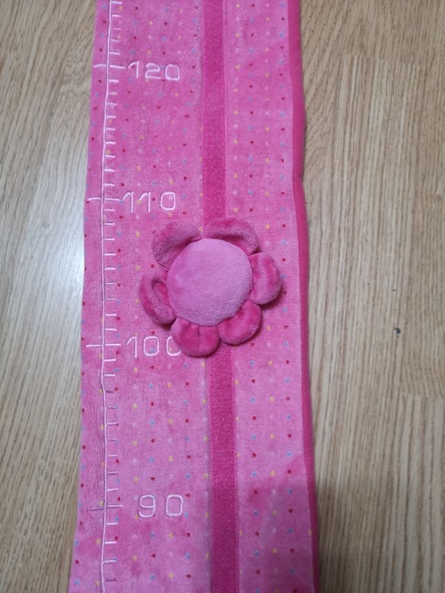 Metro infantil de pared