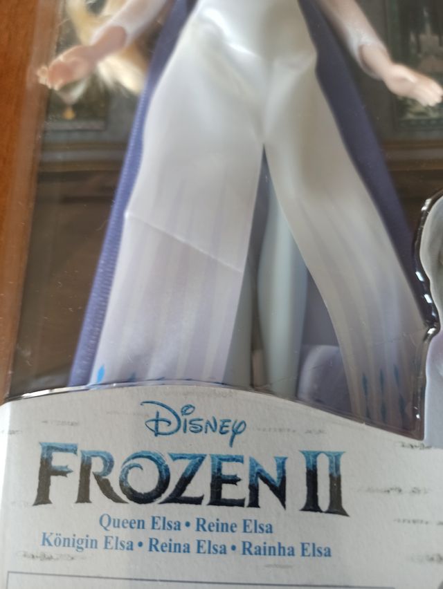 Reina Elsa Frozen II Disney