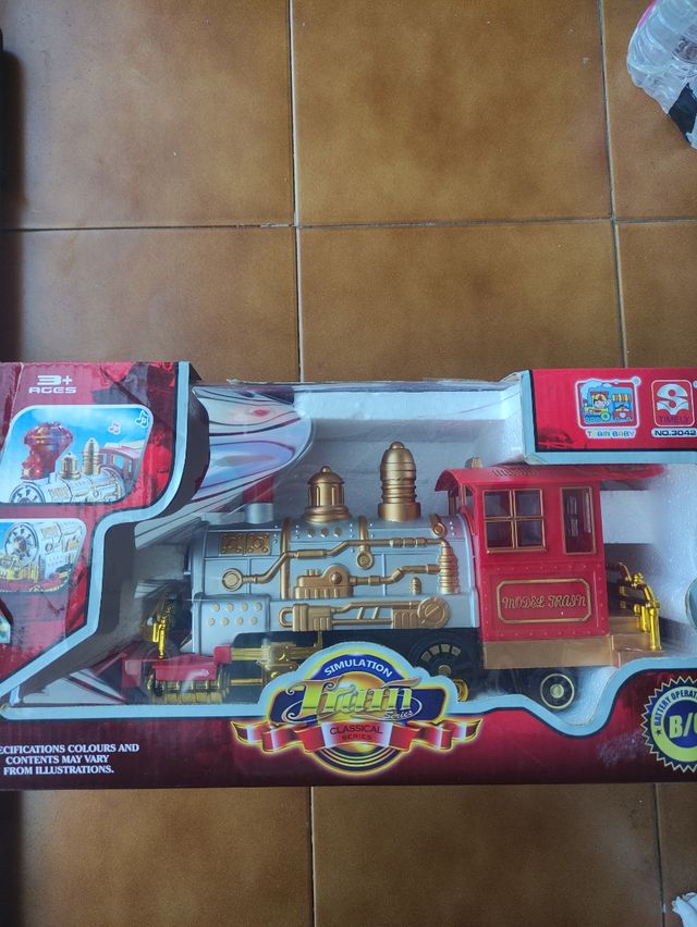 Tren clásico tiene luz y sonido