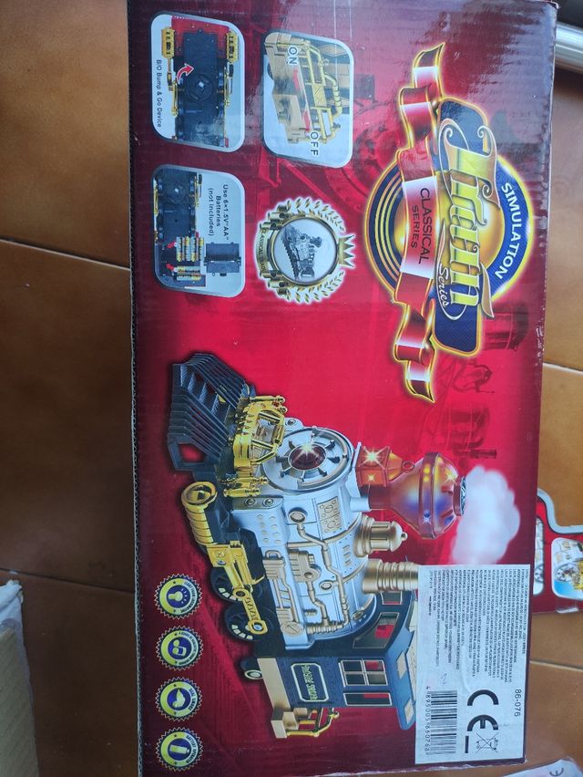 Tren clásico tiene luz y sonido