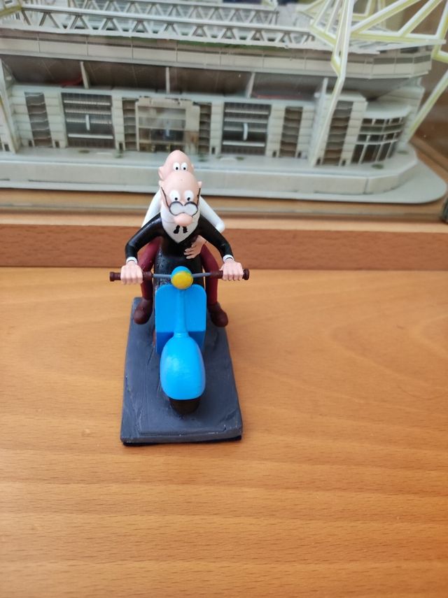 Figuras custom 3d superlopez,mortadelo etc