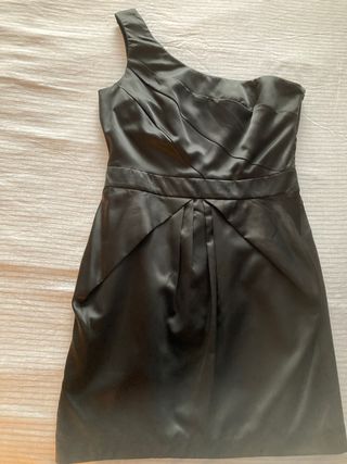 VESTIDO NEGRO