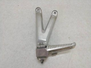 ESTRIBERA TRASERA IZQ. Yamaha R6 2002