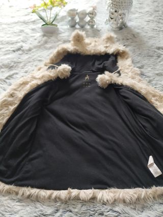 Chaqueta de piel sintética. talla S