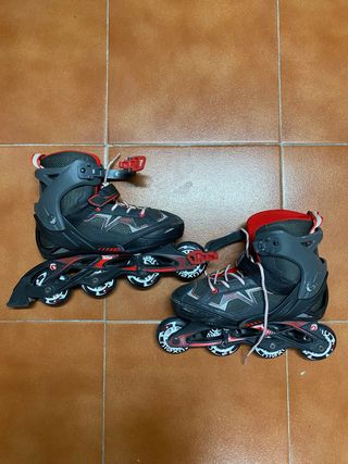 Patines en línea con protecciones