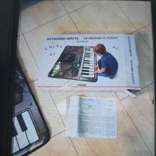 TECLADO SUELO MUSICAL 