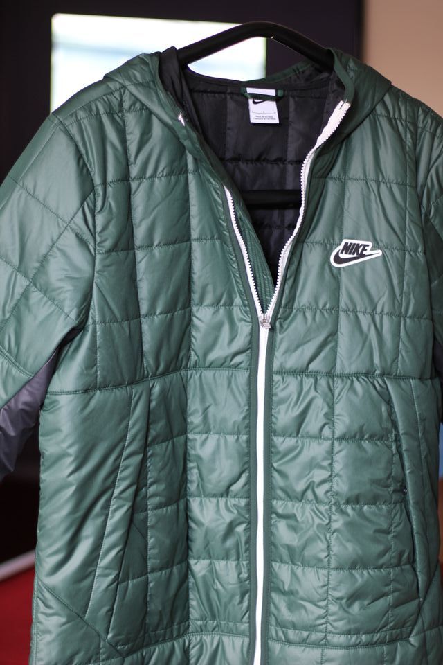 Nike Abrigo Sportswear Down Filled Windrunner
