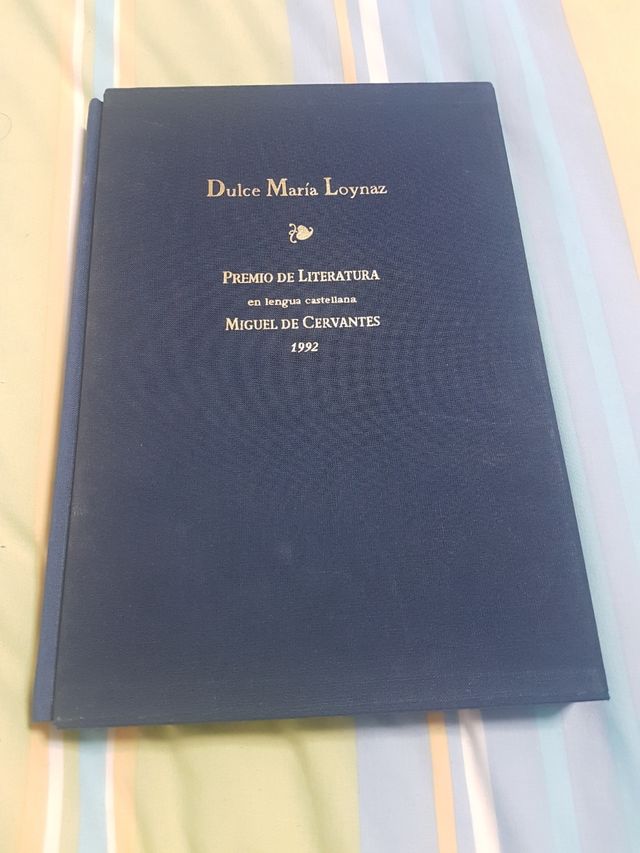 Dulce María Loynaz.