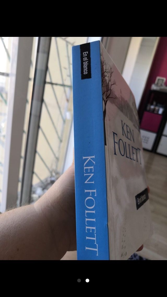 Libros " El ocho" y "Así empieza lo malo" etc..