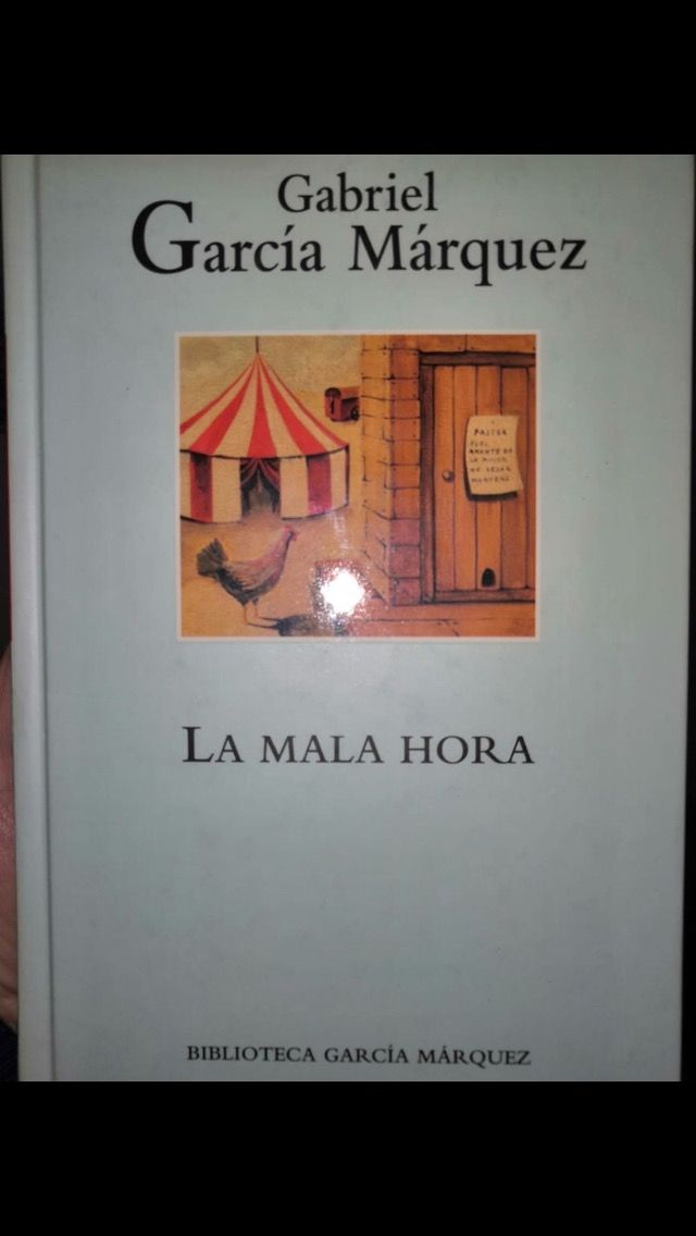 Libros " El ocho" y "Así empieza lo malo" etc..