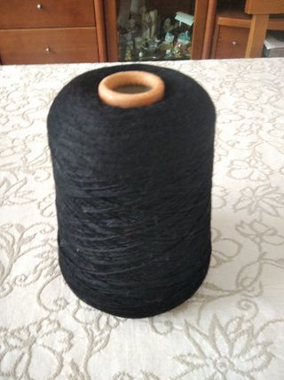 gomitoli di lana e cotone