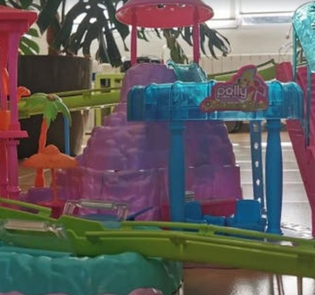 Raque acuático POLLY POCKET con dos muñecas !!!