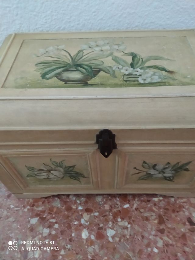 Precioso baúl antiguo