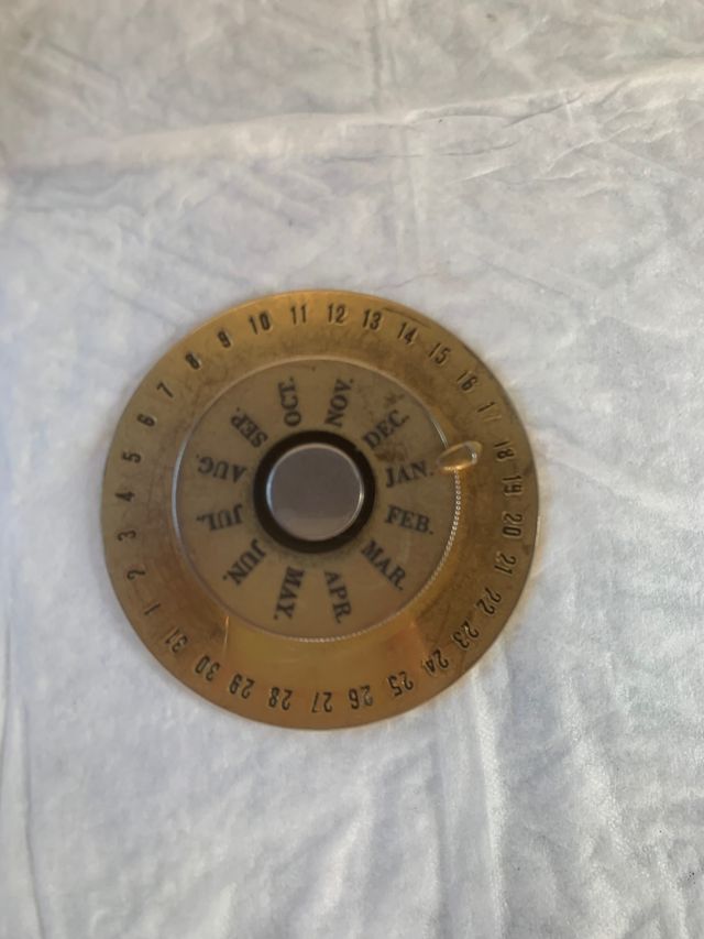 Calendario perpetuo da tavolo vintage