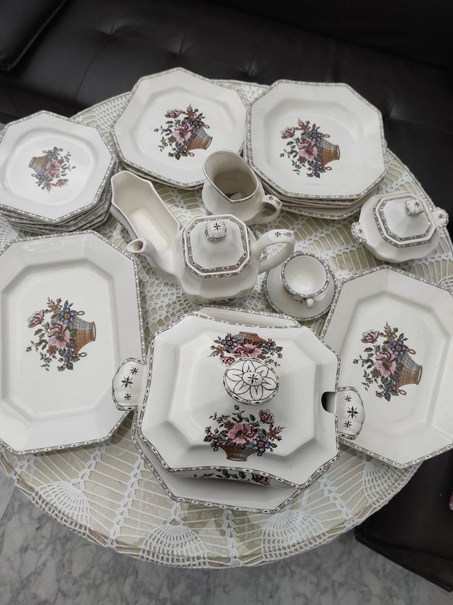 vajilla la Cartuja año 1975