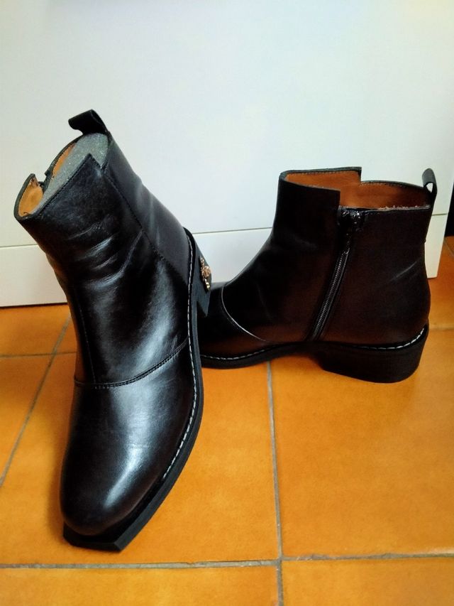 Botines de piel negros, talla 36