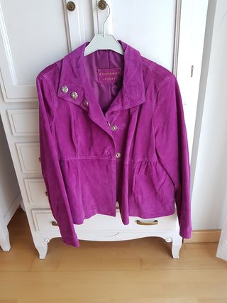 Cazadora de ante de chica talla L,a estrenar