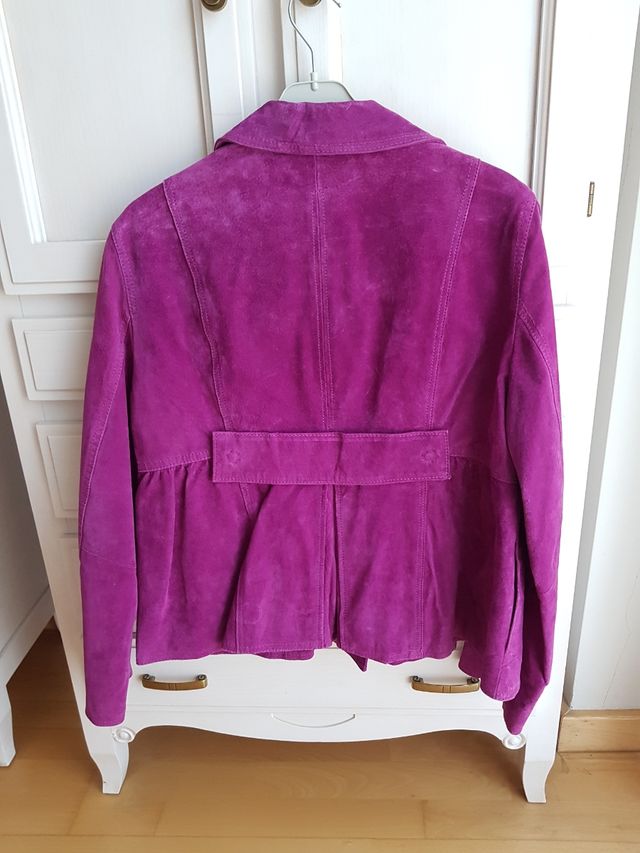 Cazadora de ante de chica talla L,a estrenar