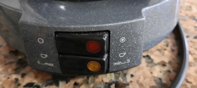 Cafetera marca Braun.