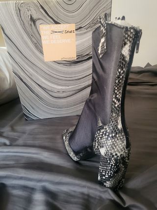 botas cow leather Jeffrey Campbell